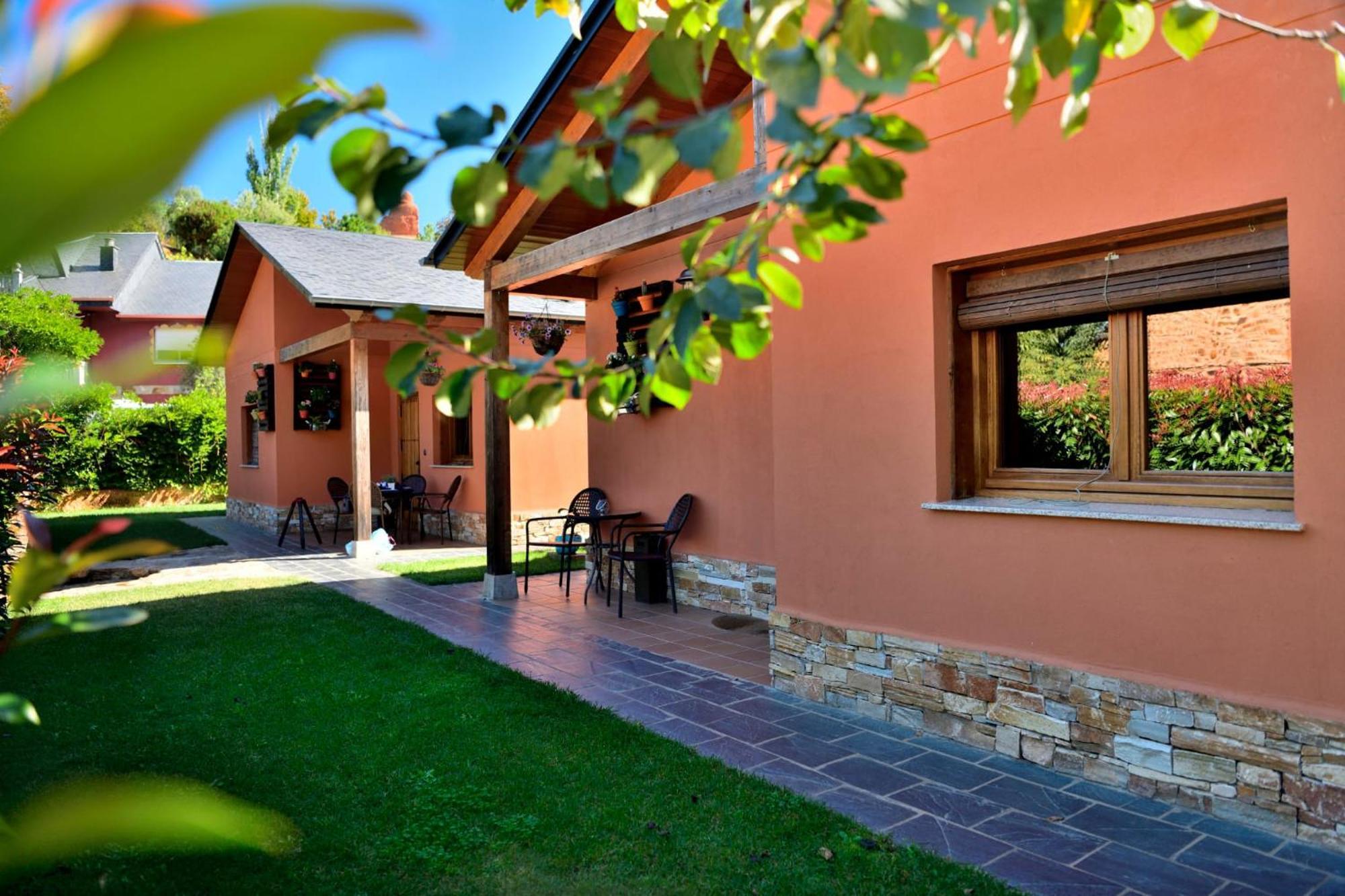 Lares - Cabanas Rurales Las Médulas エクステリア 写真